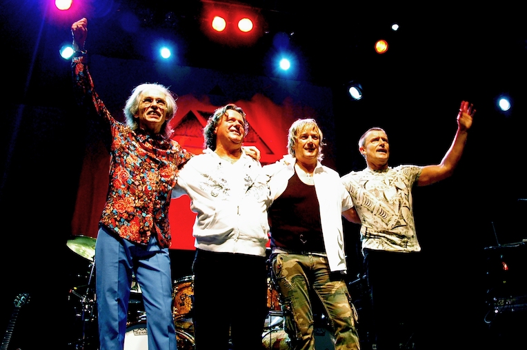 Review – ASIA – FANTASIA, LIVE IN TOKYO 2007