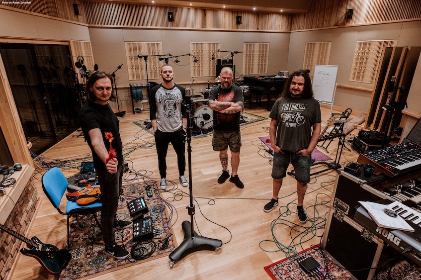 RIVERSIDE – Release new single/video? Friend or Foe? (Single Edit)? off upcoming album? ID.Entity; Announce first leg of European Tour