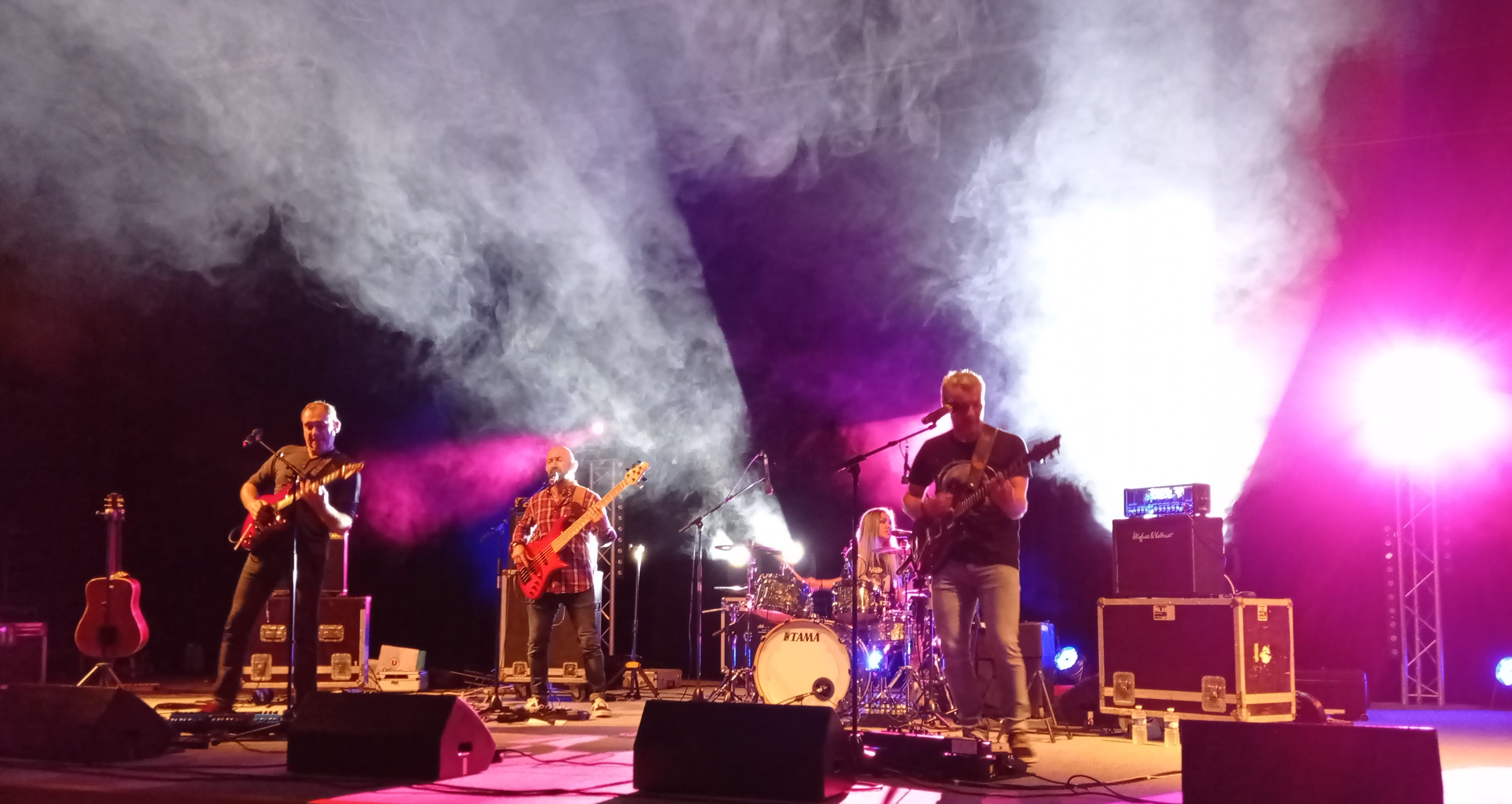 Review – Pryzme – Four Inches – by John Wenlock-Smith