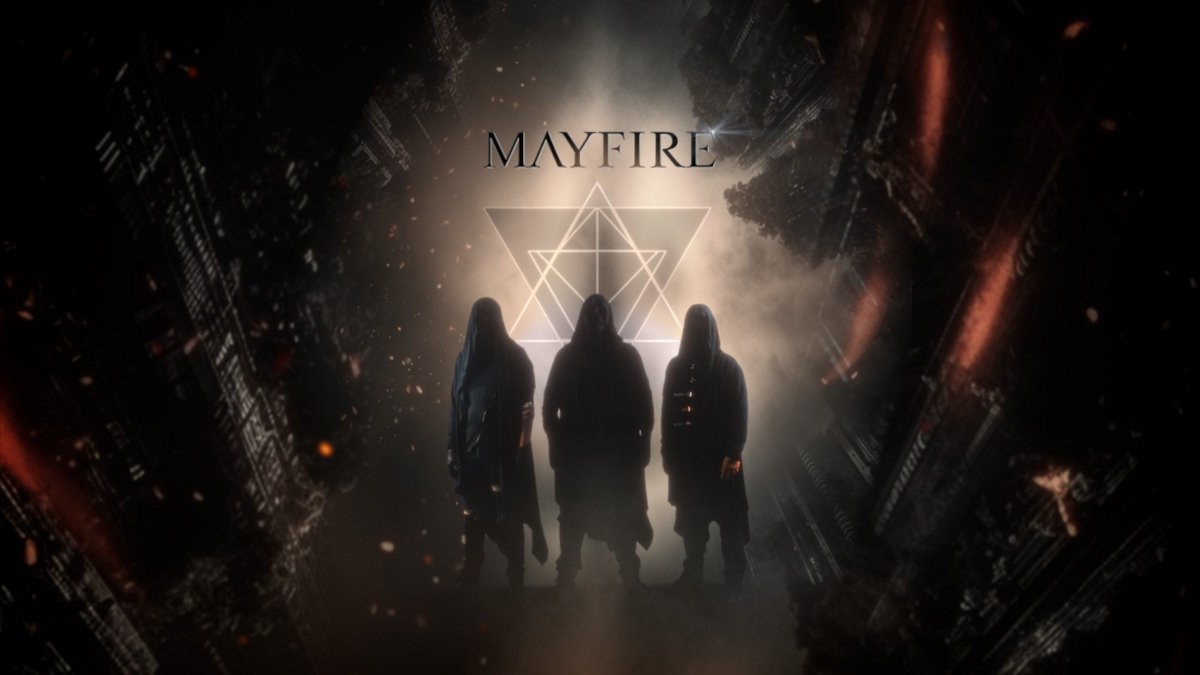 Review – Mayfire – Cloudscapes & Silhouettes – by Rob Fisher