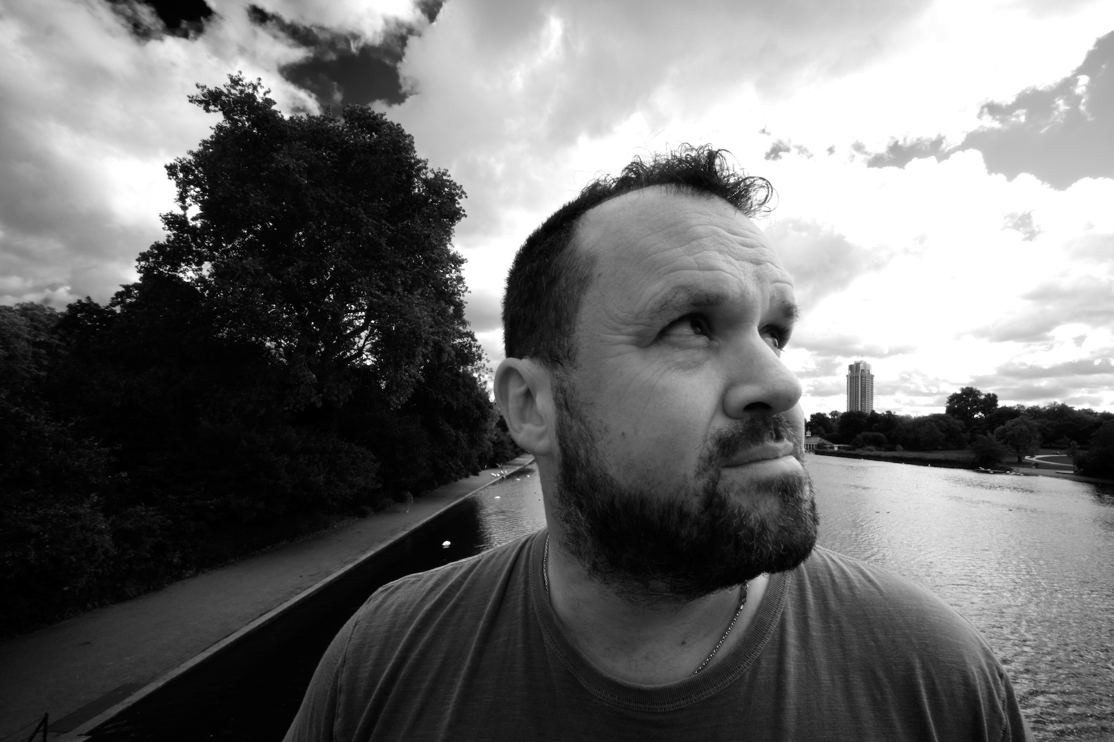 Jon Hunt announces his new album An Explosion Of Nothing set to release on 09/08/24 via Seven Notch Records